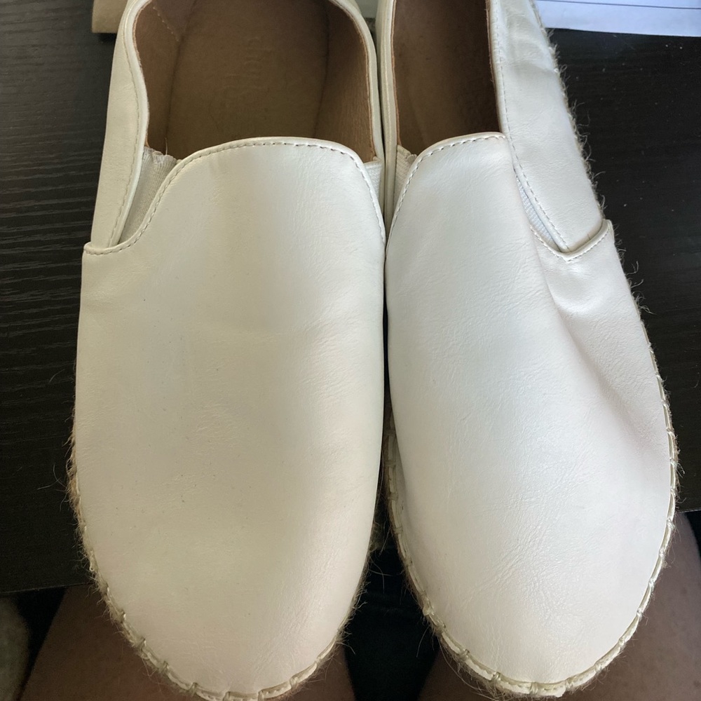 Charlotte Russe espadrille style shoe size 6